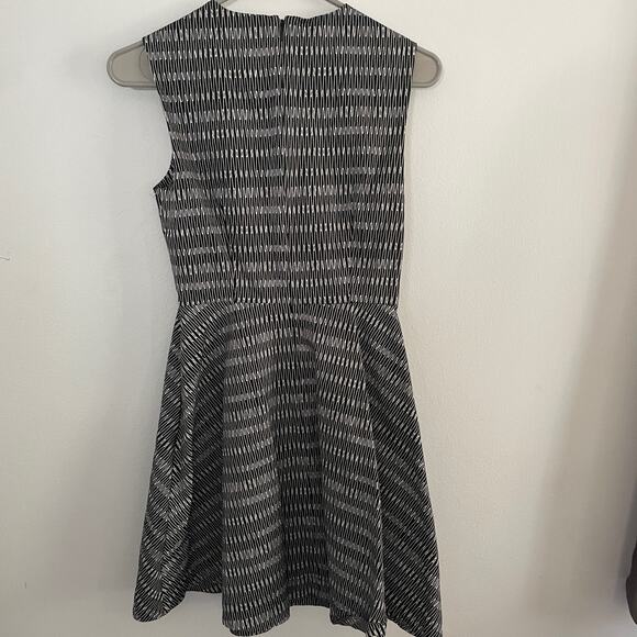 Kate Spade Saturday Black Print Pockets Sleeveless Fit and Flare Dress Size 0 - Picture 10 of 13